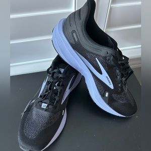 Brooks NEW 9.5 Women's Launch 9 Running Sneakers